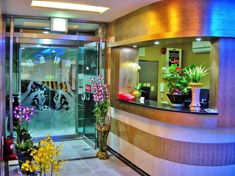 City Park Hotel Seoul Bagian luar foto